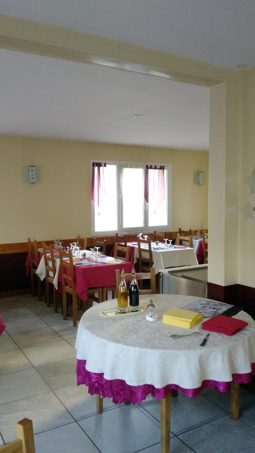 Le Pic Boeuf Hotel Manthes Екстериор снимка